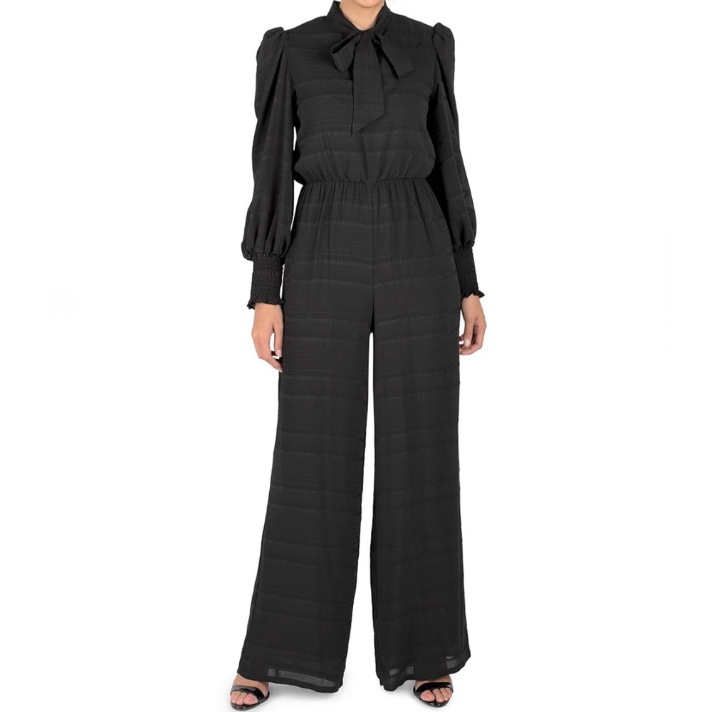 JULIA JORDAN NWT lined Black Jumpsuit with Tie bow at Neck. Formal and Elegant!